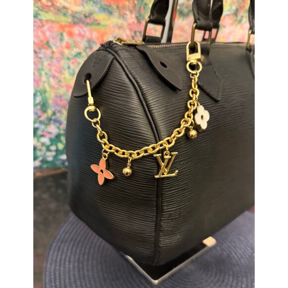 Gorgeous Handmade Designer Bag Purse Charm Keychain - Picture 3 of 8